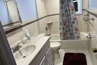 Image de Beautiful 2 bedroom house in quiet area 5 min from mall