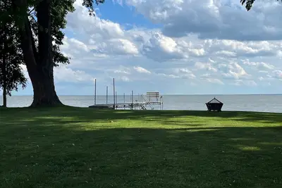Image de Lakefront Cottage on Lake Winnebago-18 minutes from the Eaa grounds