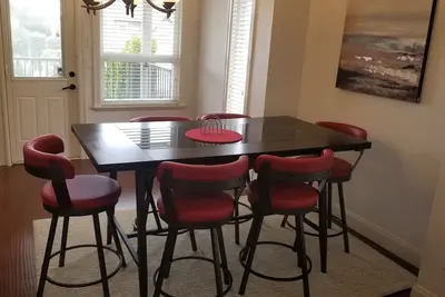 Image de The Nest: 4 bedroom House. Chilliwack.