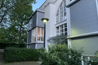 Central station, 5min, central, business apartment with parking lot