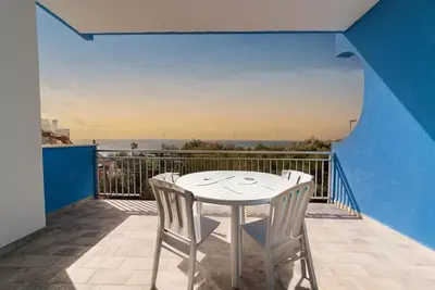 Image de The sunset [balcony with sea view]