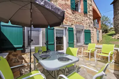 Image de Gîte paisible rénové à St Just, terrasse privée, randonnées, proche Puy en Velay