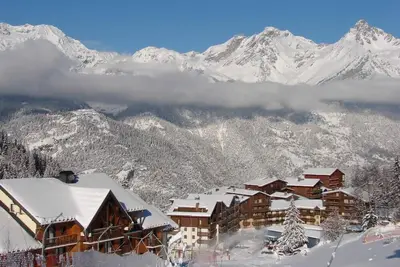Image de Wifi, à 20m des pistes de ski, 3ème étage, vue pistes de ski, balcon, télévision, casier à ski, 31m²