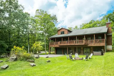 Image de Fairway Breeze | Dog Friendly, Hot Tub, Near Wisp