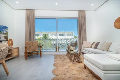 Image de Luxury 1 bed apartment near Seven Mile Beach at The Grove