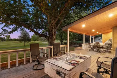 Image de Luxury 4br With Golf Course Views at Country Club w/ Hot Tub