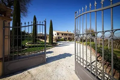 Image de Maison de vacances San Marcello pour 1 - 10 personnes avec 3 chambres à coucher - Maison de vacances