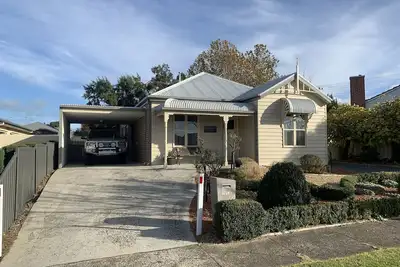Image de Elmsford Cottage (Warragul) - right in the heart of Gippsland.