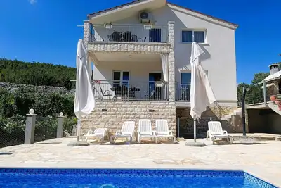 Image de Maison de vacances Mary avec piscine privée