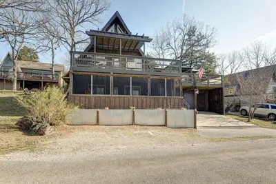 Image de Charming 4-bedroom cabin overlooking Table Rock Lake