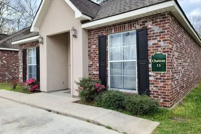 Image de Chateau 13, spacious townhouse in Tickfaw, La