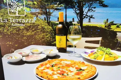 Image de Along Lake Ashinoko °˖✧Only one building for private use★Luxurious time in a beautiful detached house with free-flowing hot-spring water! Friends and family.