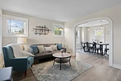 Image de Family and dog friendly☆3br house☆Porch swing☆Mars☆Pgh☆Cranberry