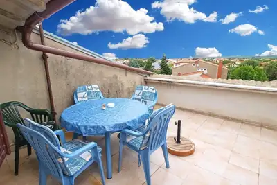 Image de Appartement de deux chambres avec la terrasse Valbandon, Fazana (A-19685-c)