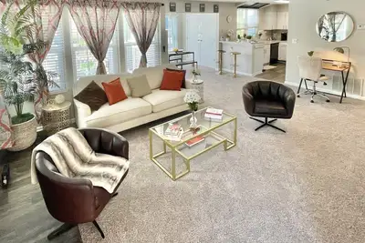 Image de Cozy 1br Apartment in Sandy Springs, Atlanta – Prime Location with Free Parking!