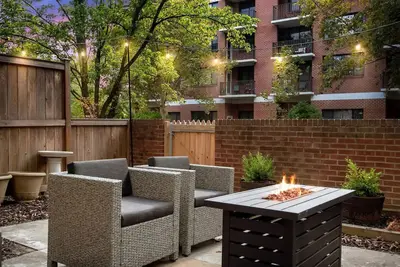 Image de The Best★Gorgeous & Luxurious Home★ Walk to Metro