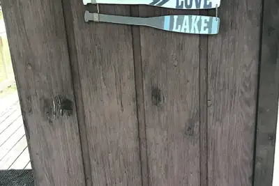 Image de Kelly Lake Cabin with beautiful sand beach