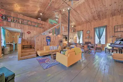 Image de Incredible Antique 1800s Renovated Church!