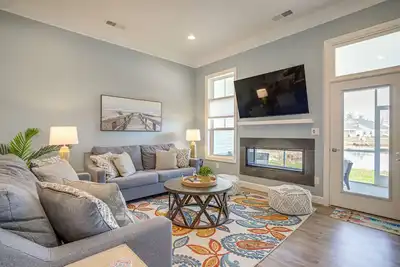 Image de Screened Porch, Outdoor Shower: Millville Villa