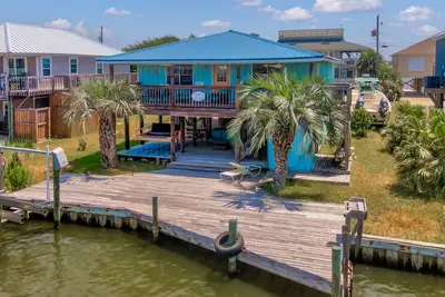 Image de On the canal, great for kayakers, fishermen. Close to beach! - Casa Azul