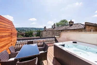 Image de Prestige-Maison-Salle de bain privée séparée-Vue ville-Spirit Merchant House