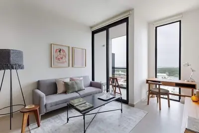 Image de Apt 801 with stunning Lagoon view w/pool and gym