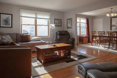 Image de Quiet and Comfortable 2br House 1mile to Mizzou and Downtown!