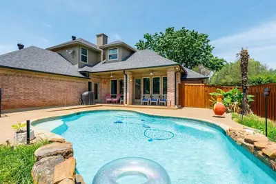 Image de Executive Family Home with pool in Keller/ Dallas-Fort Worth by HomeStayPros