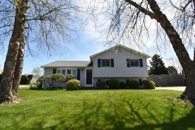 Image de Cheerful four-bedroom home with central air