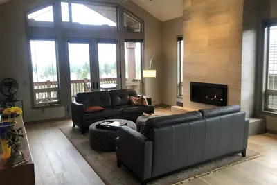 Image de Amazing View Home  on Bend's Westside