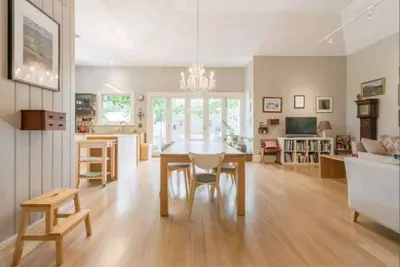 Image de Henry Morcomb, 2 bdrm sleeps 4 WiFi