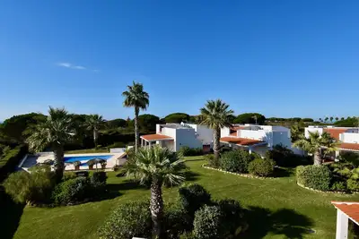 Image de Maison moderne et confortable  avec piscine communale à Chiclana de la Frontera, Andalousie, Espagne pour 6 personnes