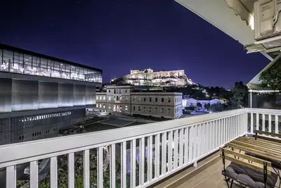 Image de Modern flat in the grounds of Acropolis monuments -Armonia-