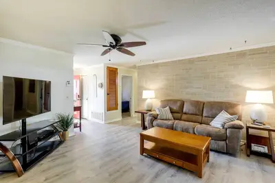 Image de Merritt Island Home w/ Patio, 10 Mi to Cocoa Beach