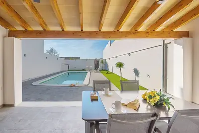 Image de Maison de vacances 'Casa Can Rapado' avec piscine et Wi-Fi