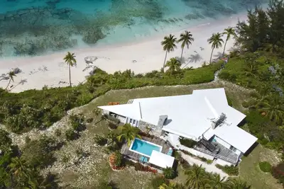 Newly Remodeled Beachfront Estate w/Pool, Views, Walk to Restaurant/Bar