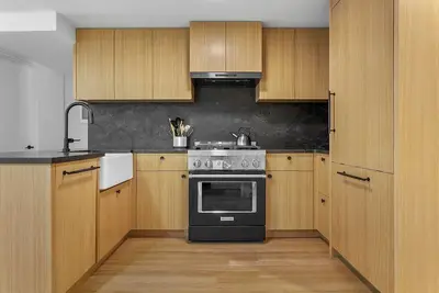 Brownstone Brooklyn floor-through gem (garden level)