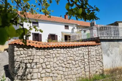Image de Maison de vacances Bribir pour 1 - 7 personnes avec 2 chambres à coucher - Maison de vacances
