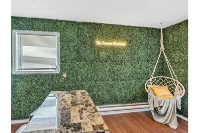 Image de Modern, Stylish Poconos Home w/ game room!