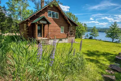 Image de 4 Raymond Road - Direct waterfront right on Beaver Mountain Lake!