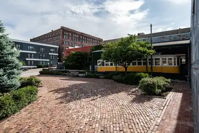 Image de The Downtown Omaha Oasis- over 10, 000 sq ft includes arcade & rooftop w/ hot tub
