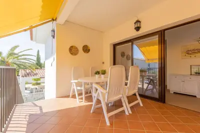 Agréable appartement pour 6 personnes avec Wifi, climatisation, Tv et terrasse