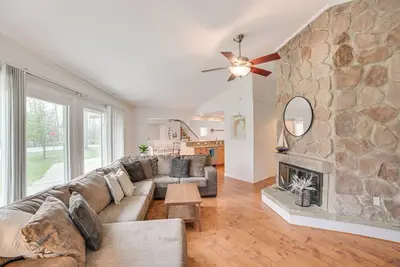 Image de Close to 3 Ski Areas: Michigan Family Retreat!