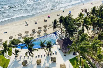 Image de *New Listing* Luxury Beach Penthouse Infinity Pool & Rooftop Bar