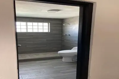 Image de Remodeled Romantic Castle  With Ocean View.