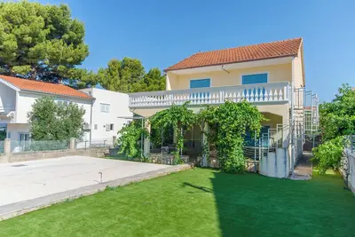 Image de Maison Marina (61511-K1) - Zaboric (Sibenik)