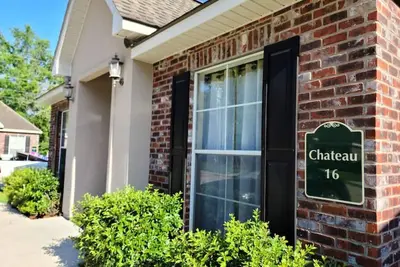 Image de Chateau 16, spacious townhouse in Tickfaw, La
