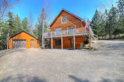 Image de Bear Pause - 2 bedroom, 2 bath close to downtown Rangeley!