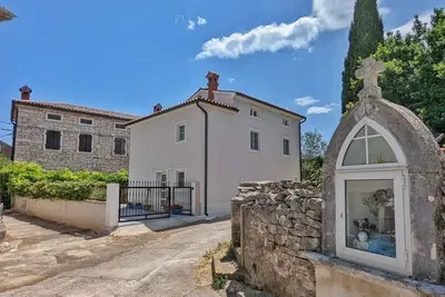 Image de Nouvelle maison de vacances pour 6 personnes à Krnica-Rakalj - à seulement 2, 5 km de la mer