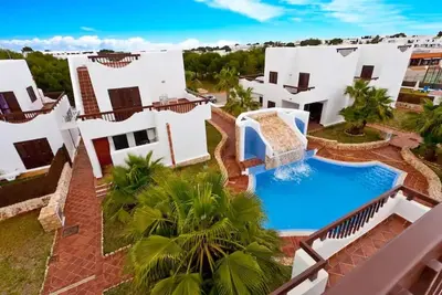 Image de Maison de vacances 'Casa de 5 habitaciones en Cala D'Or' avec piscine partagée, terrasses et Wi-Fi